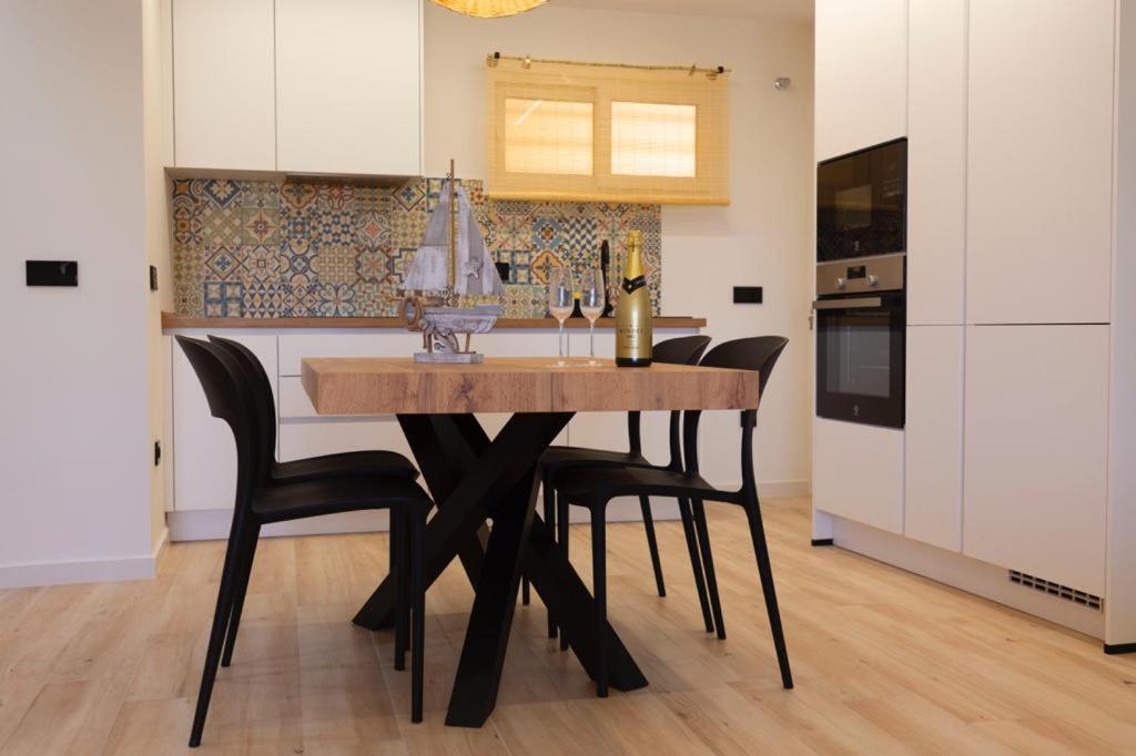 Miramar Marineta Casiana Apartment